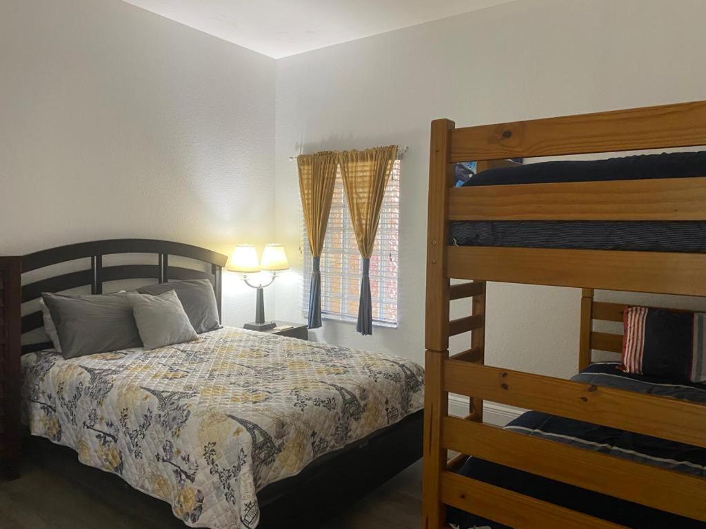 الشقق الفندقية كيسيميفي  Caribe Cove المظهر الخارجي الصورة